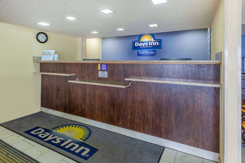 Days Inn by Wyndham Charles Town 2