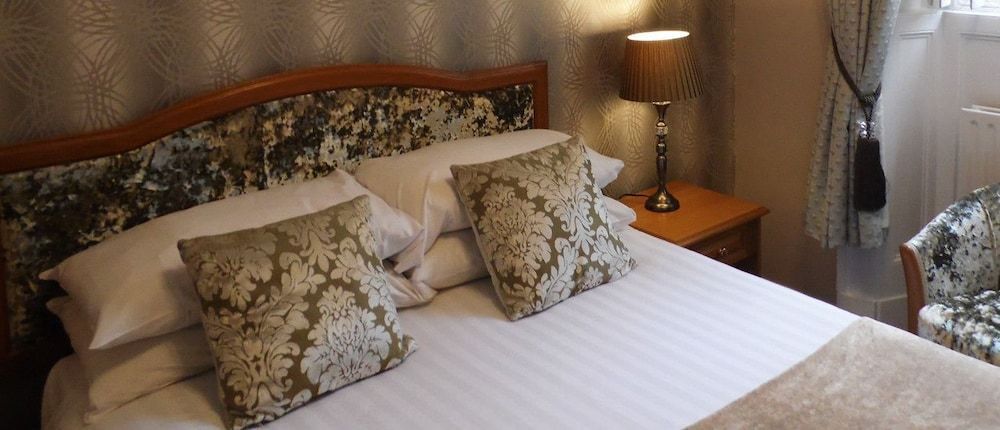 Shaw Hill Hotel Golf And Country Club 2