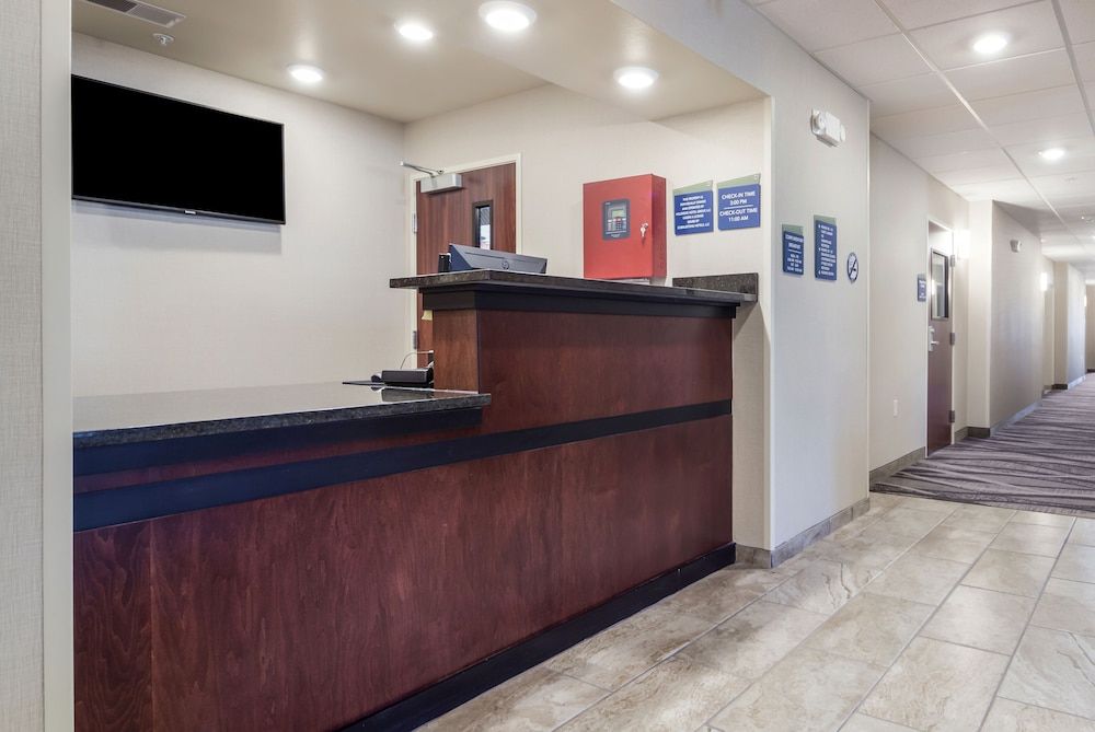Cobblestone Inn & Suites-Fremont 2
