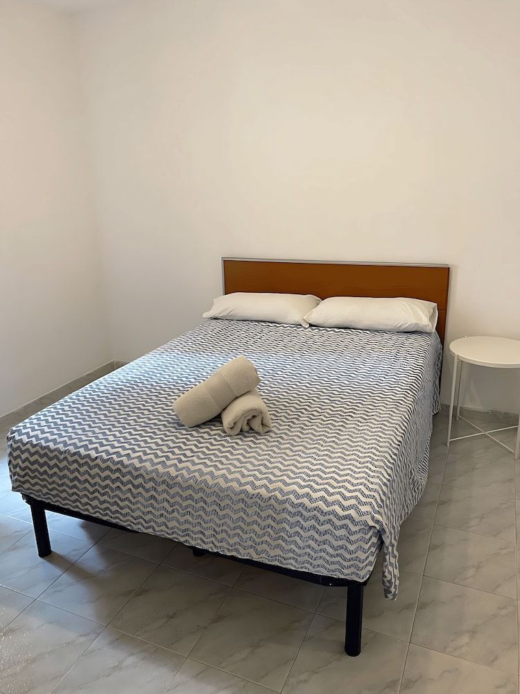 Stunning two Bedroom Apartment in Salou 2