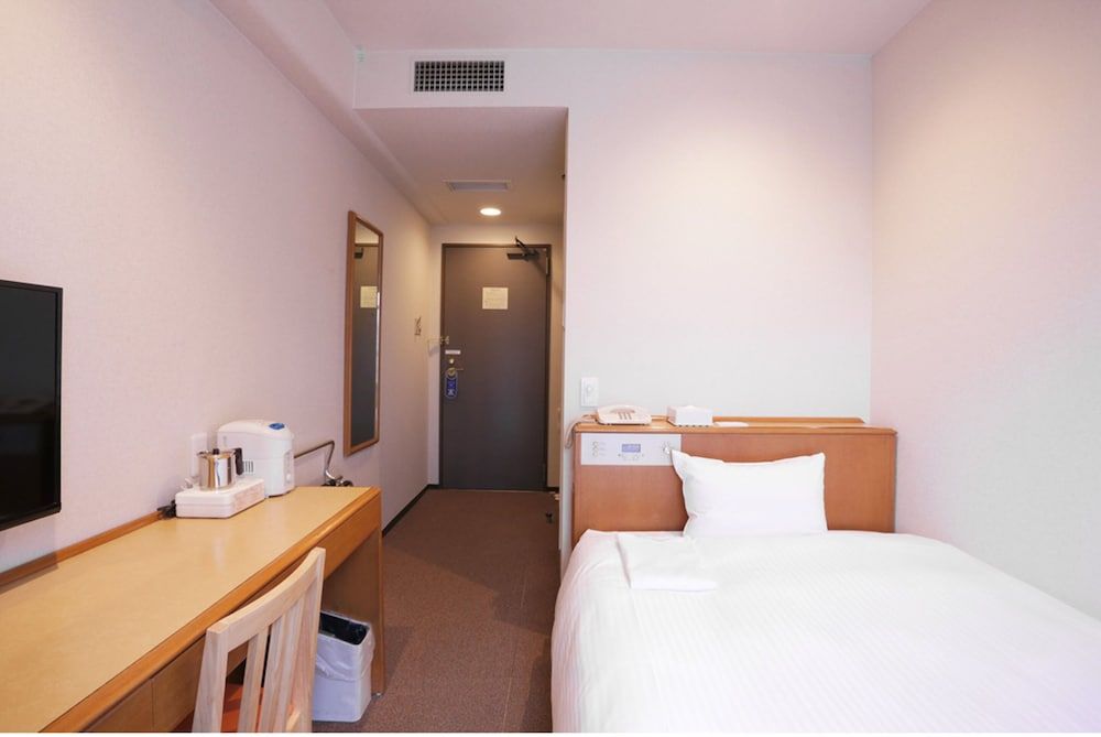Smile Hotel Sugamo 1