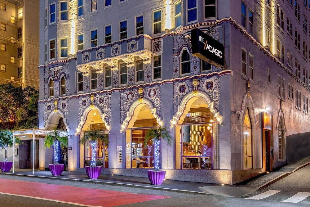 Hotel Adagio, Autograph Collection 1