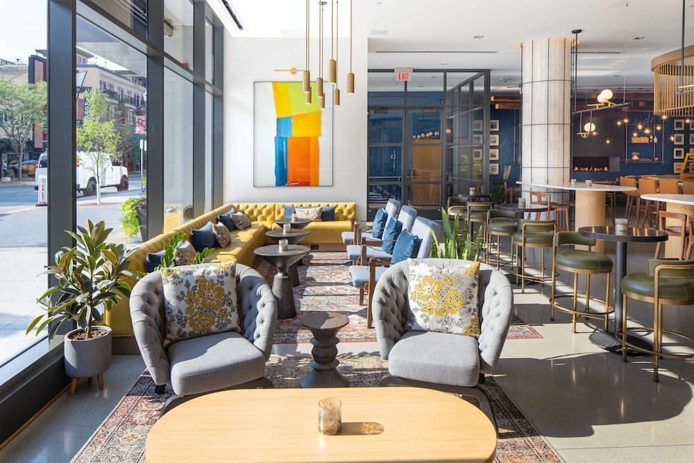 Jasper Hotel 1