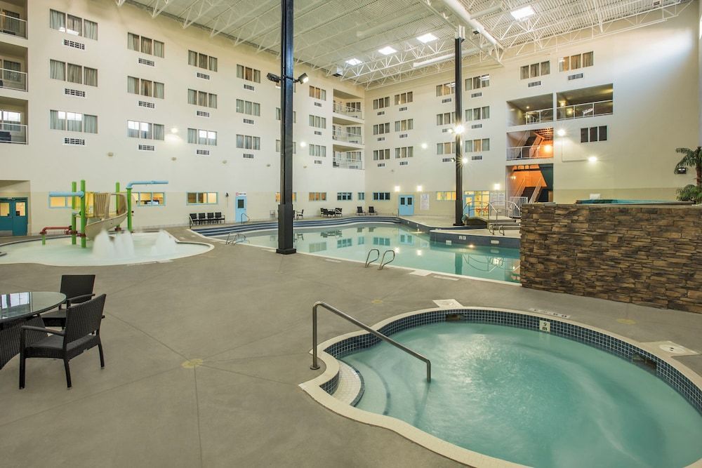Holiday Inn LETHBRIDGE by IHG 1