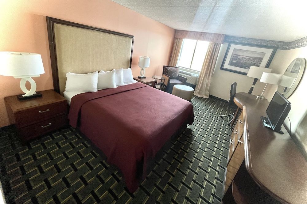 Fairbridge Hotel Cleveland East 2