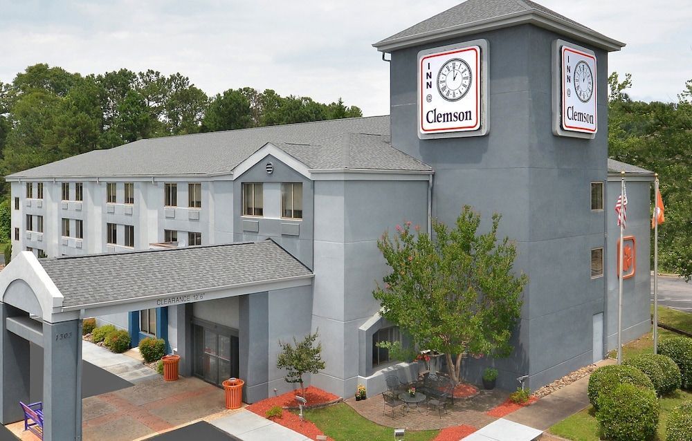 Inn at Clemson 1