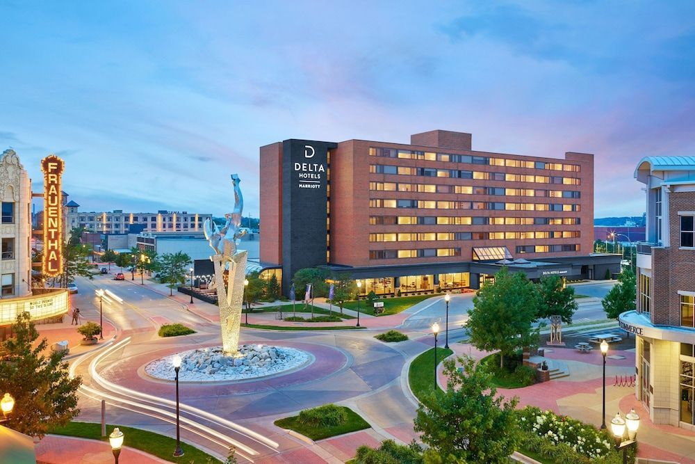 Delta Hotels by Marriott Muskegon Convention Center 1