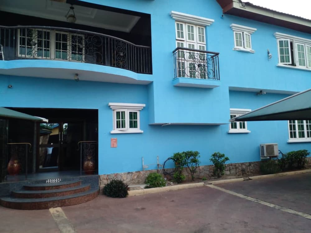Fullife Hotel 1