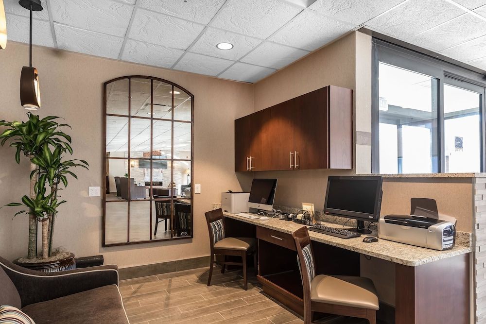 Comfort Inn Bay City - Riverfront 2