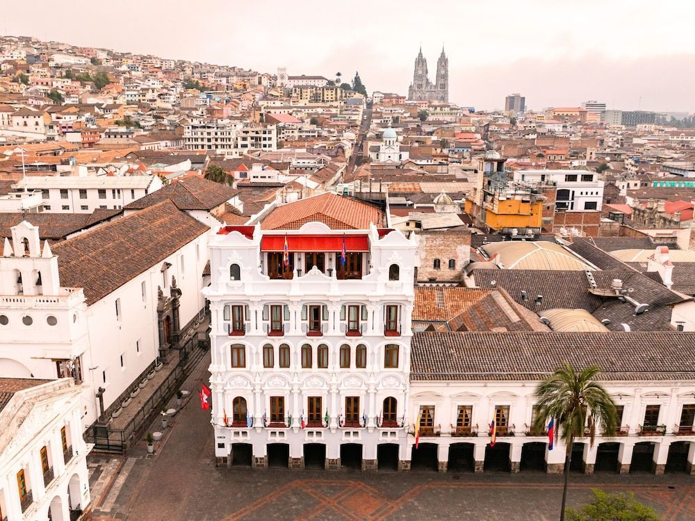 Plaza Grande Hotel 1