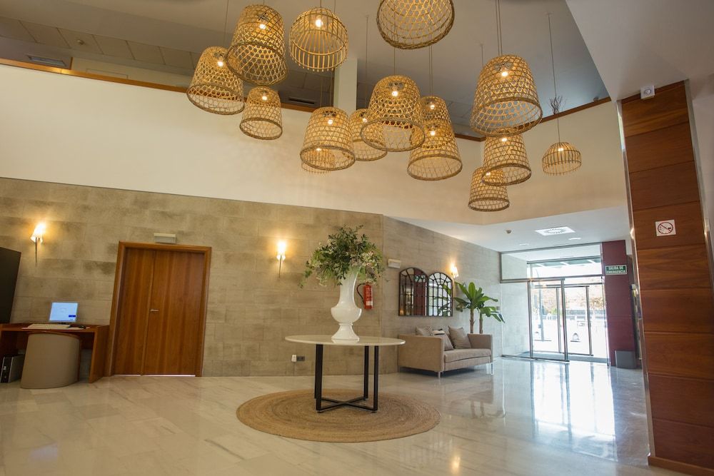 Hotel Alaquas 2
