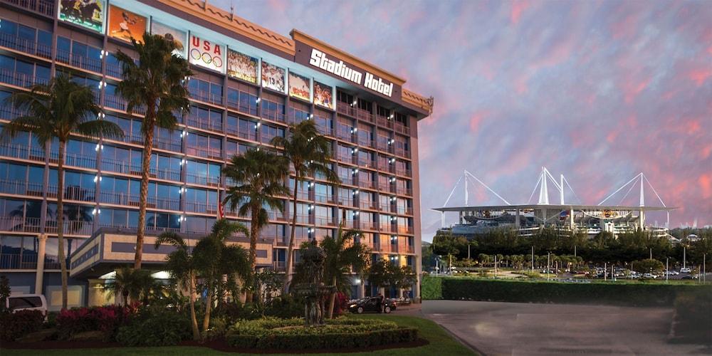 Stadium Hotel 1