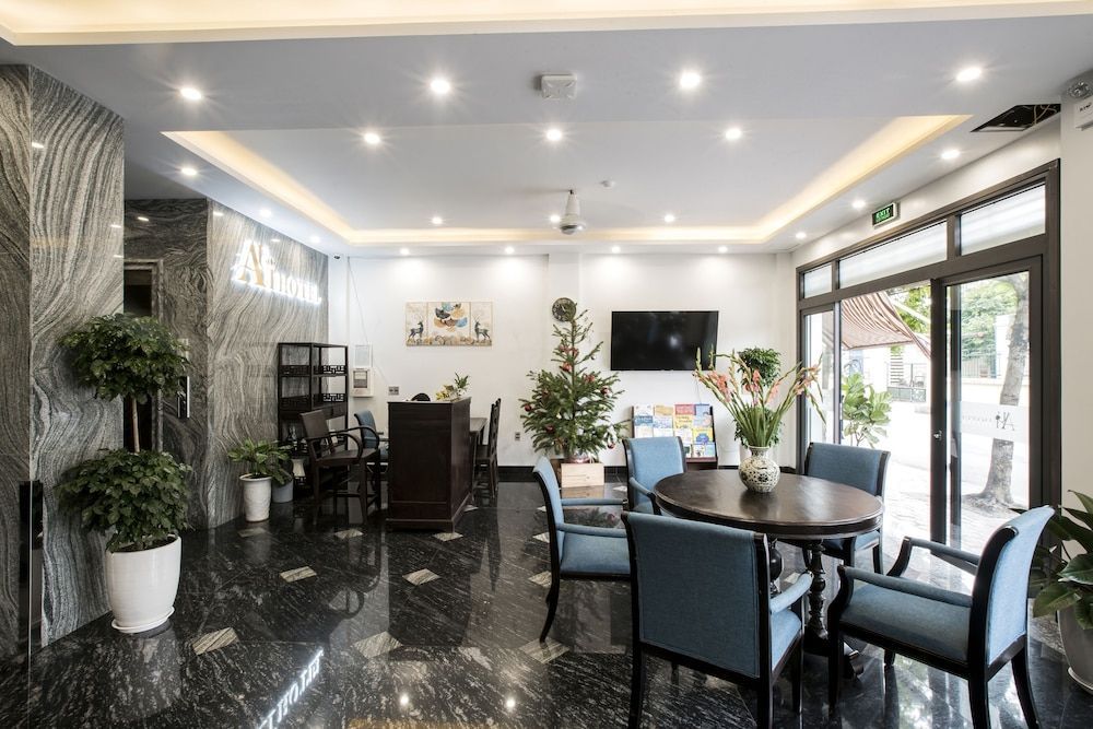 AUI Hotel 38 Máy Tơ 1