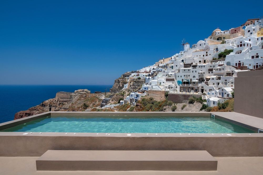 Old Castle Oia - Adults Only by Mr and Mrs White 1