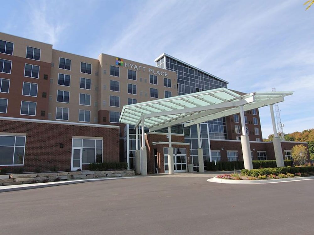 Hyatt Place Detroit/Novi 1