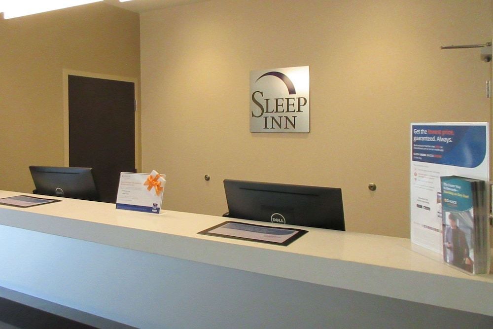 Sleep Inn & Suites Chiloquin-Crater Lake Junction 2