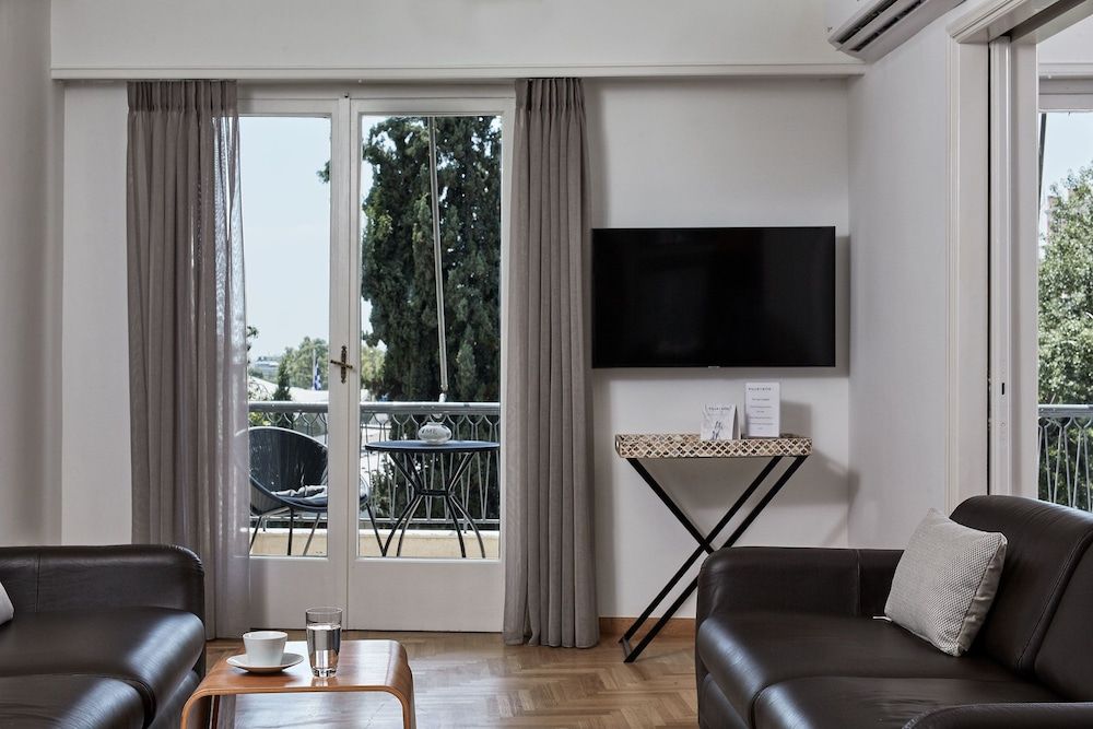 Chic One Bd Apartment with Hilton View 1