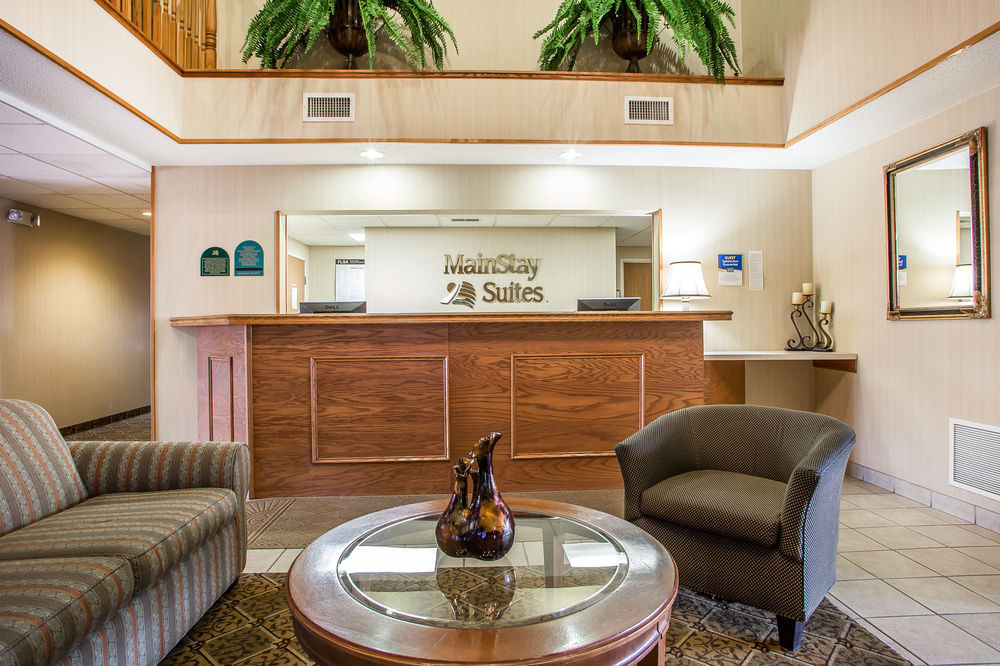 Mainstay Suites Cedar Rapids 2