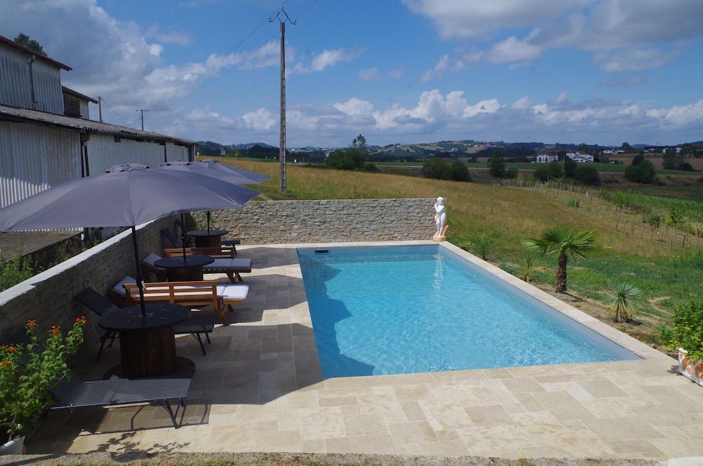 Maison Elizondoa - chambres, restaurant et SPA 1