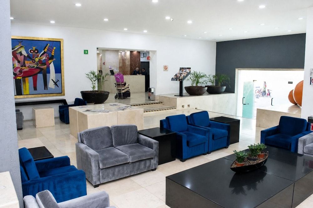We Hotel Aeropuerto 2
