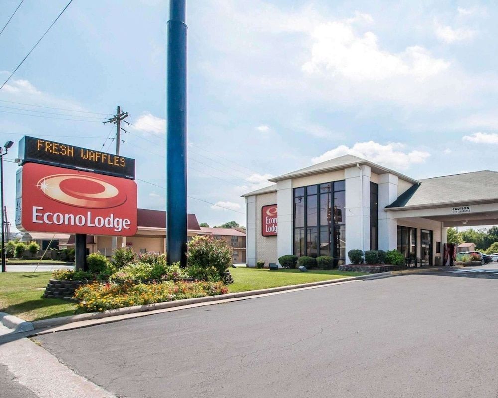 Econo Lodge Springfield I-44 1