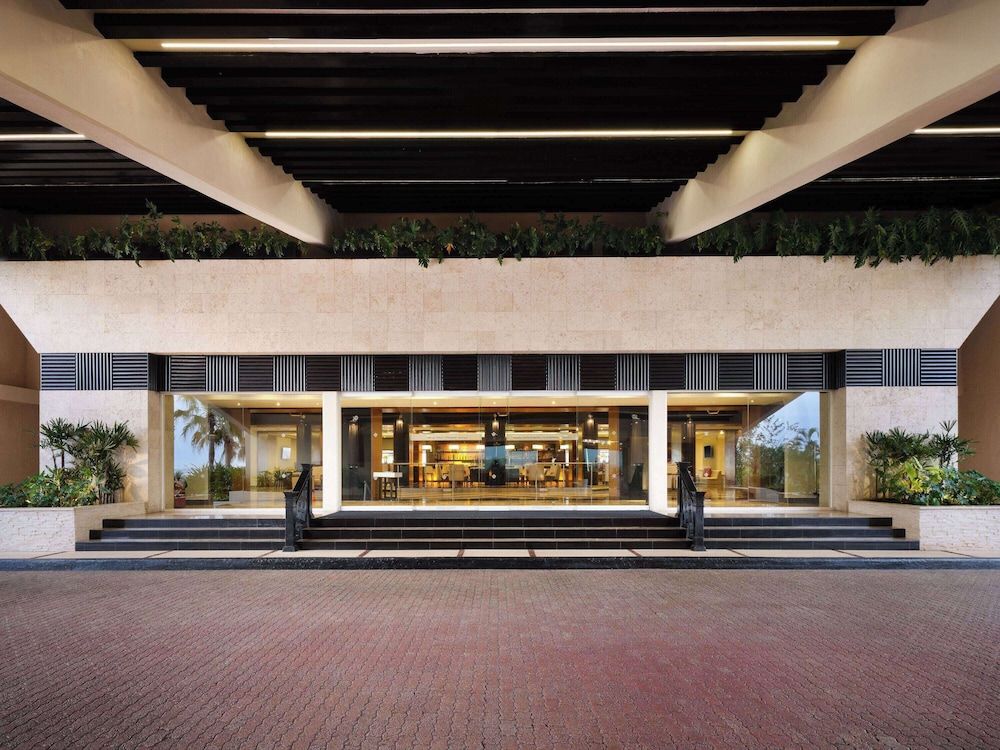 Wyndham Grand Cancun All Inclusive Resort & Villas 2