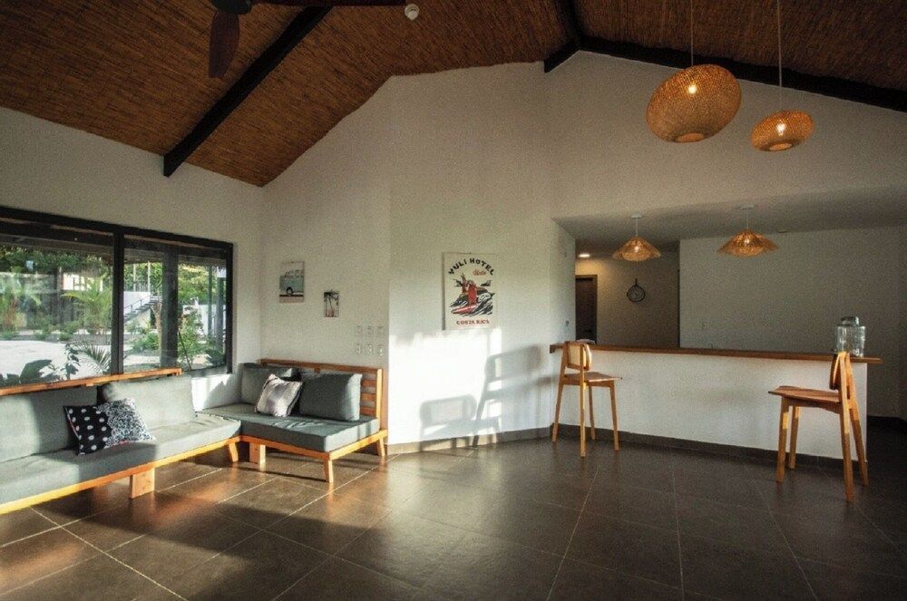 Yuli Hotel 2
