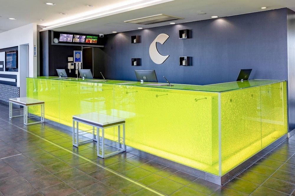 Comfort Hotel Central International Airport 2