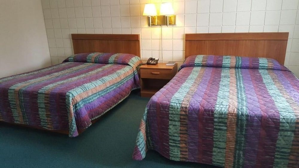 Oakridge Motel 2