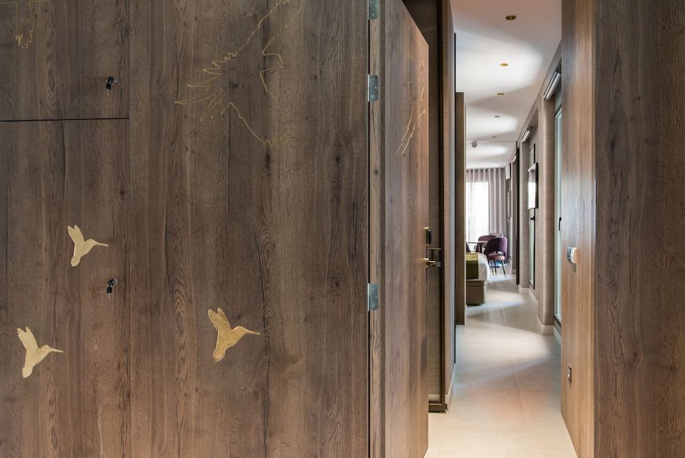 The Garden Suites 2
