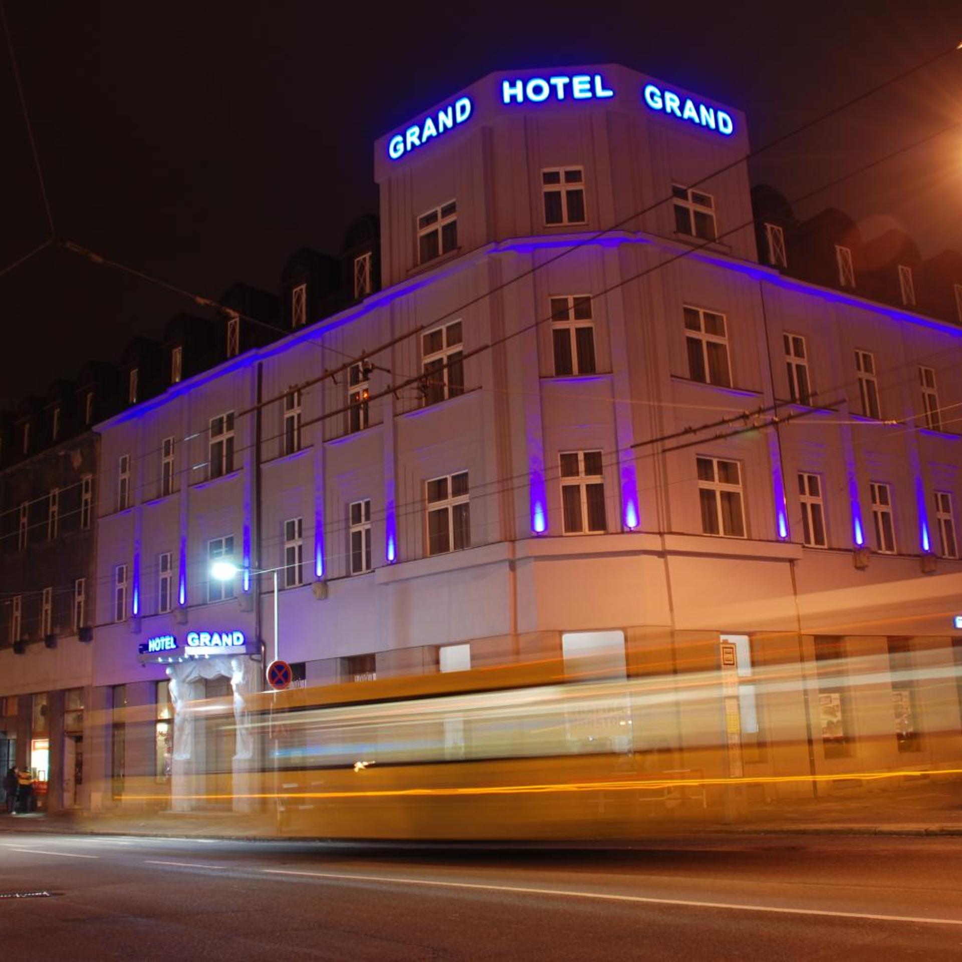 Hotel Grand 1