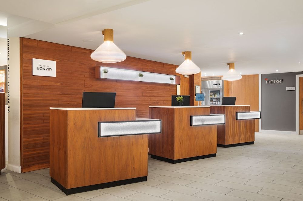 Courtyard by Marriott Glasgow Airport 2