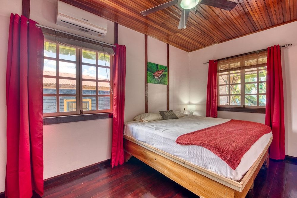 Lula's Bed & Breakfast 2