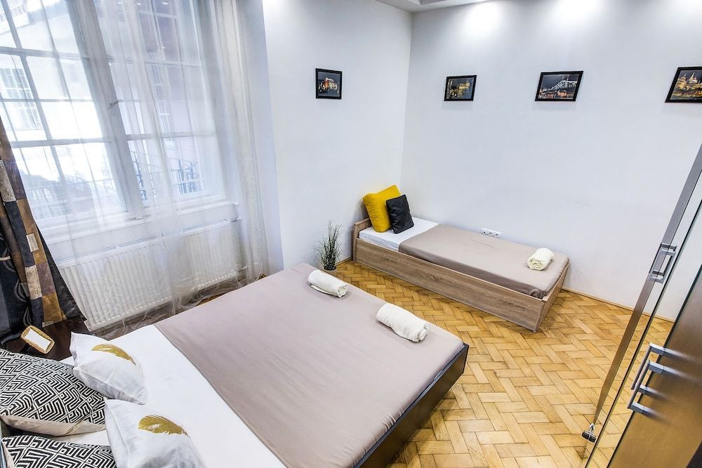 Real Apartments Kertész 2