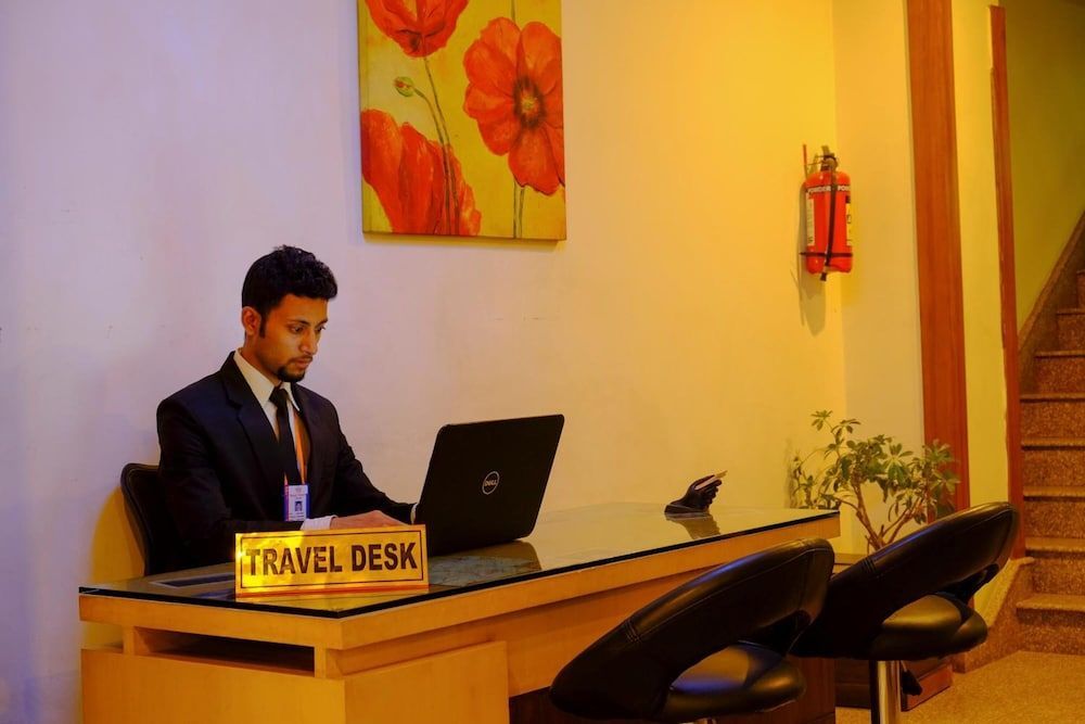 Hotel Regal Airport 2