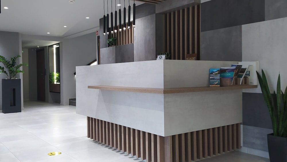 Elizabeth Queen Luxury Rooms 2