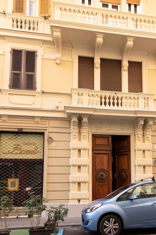 Granello Suite Central 1