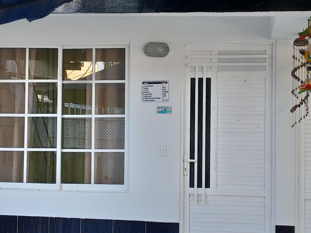 APARTAMENTOS BRISAS DEL MAR 2