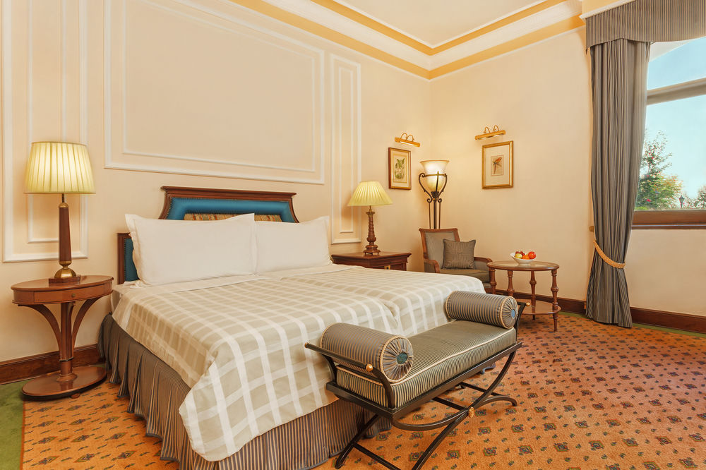 The Oberoi Grand, Kolkata 2