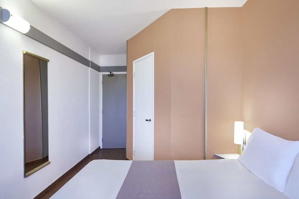 ibis Taubate 2