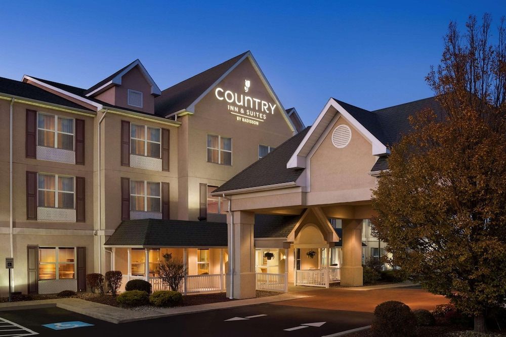 Country Inn & Suites by Radisson, Frackville (Pottsville), PA 1