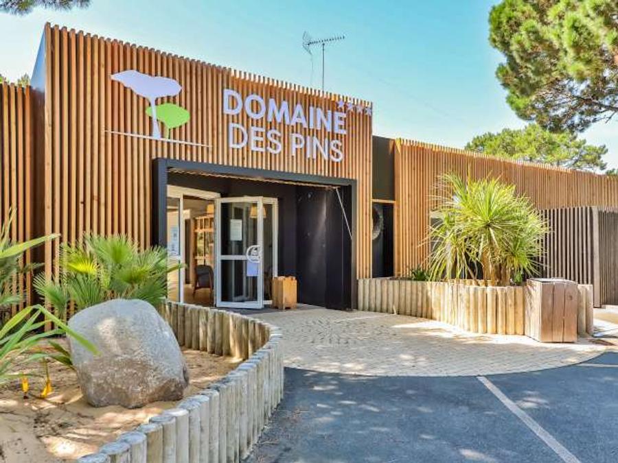 Le Domaine des Pins 1