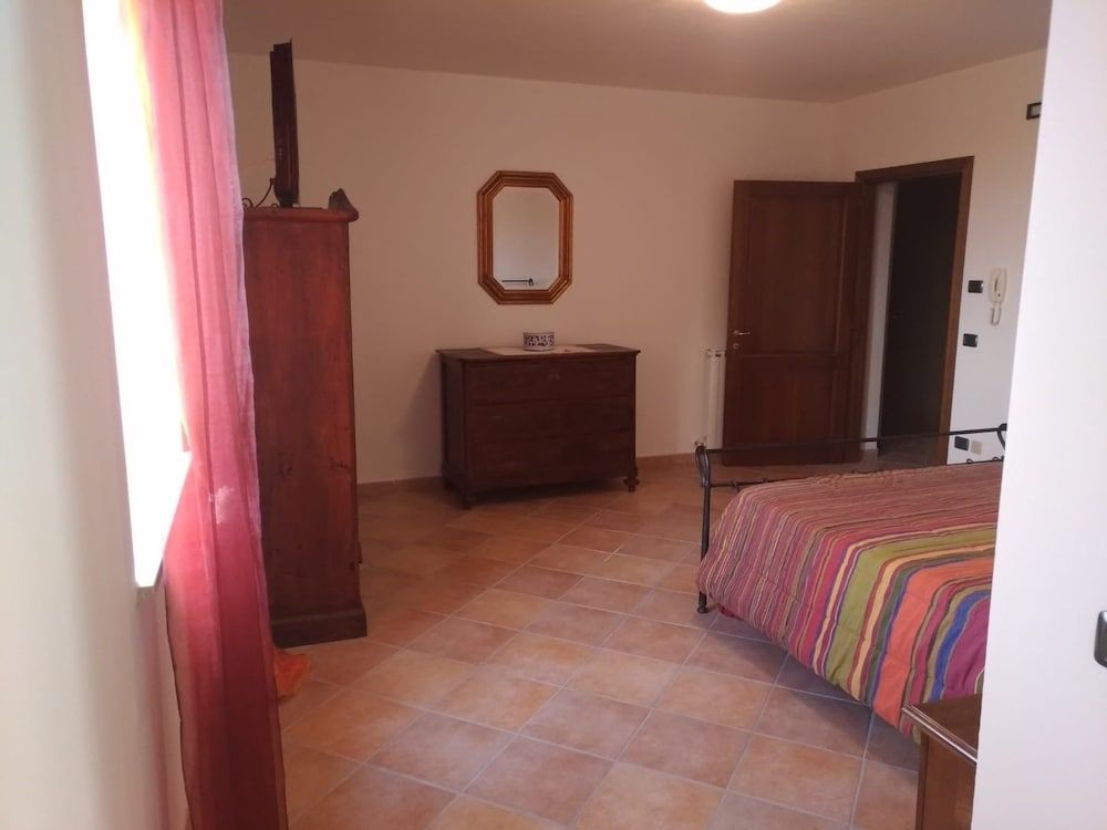Agriturismo"Il Sagrato di Assisi" appartamenti,camere 2