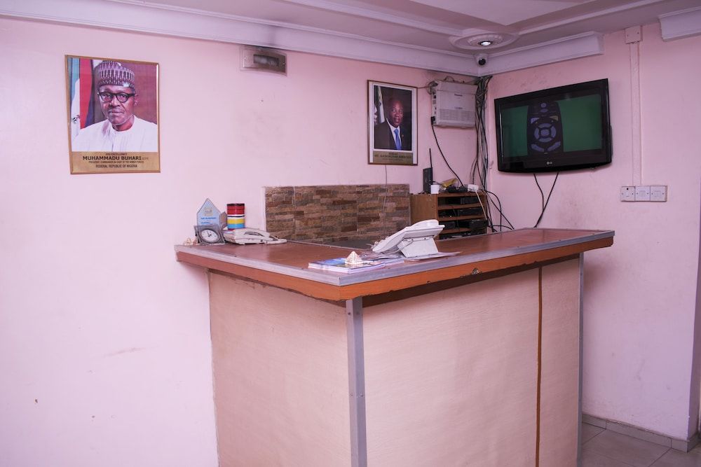Maxton Suites Magodo 2