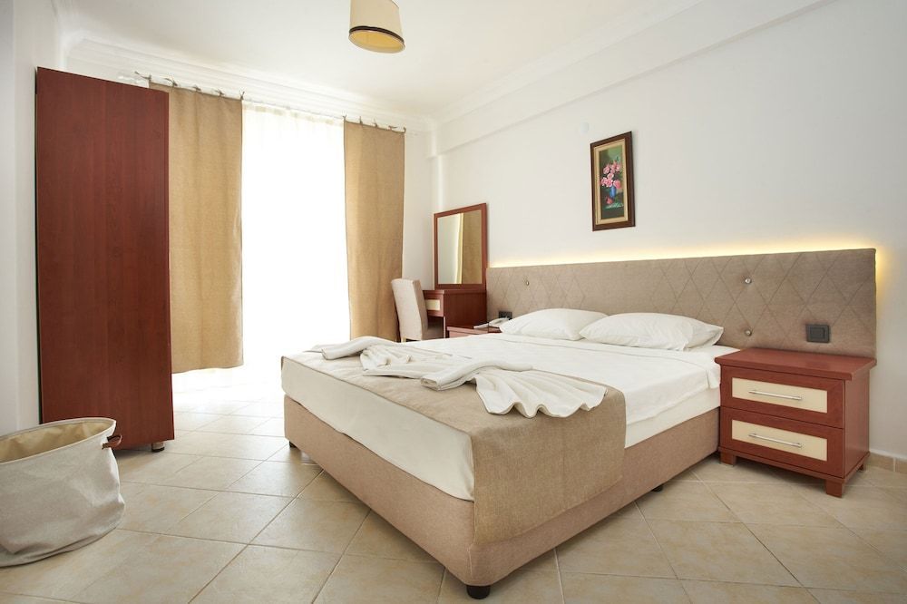 Larimar Suite Hotel 2