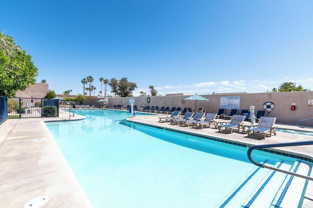Vista Mirage Resort 1
