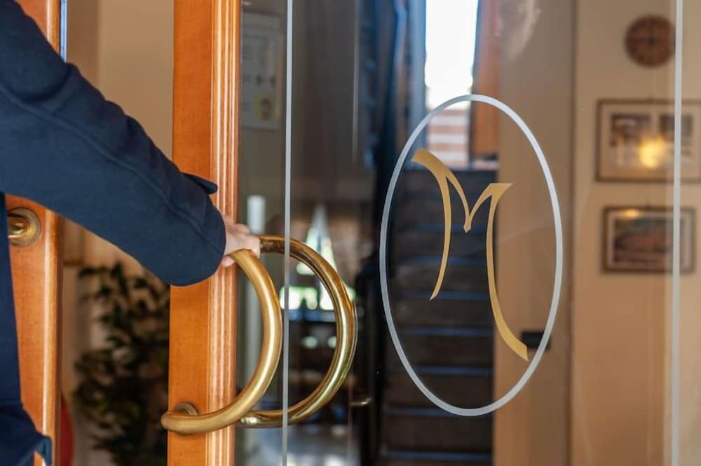 Hotel Melecchi 2