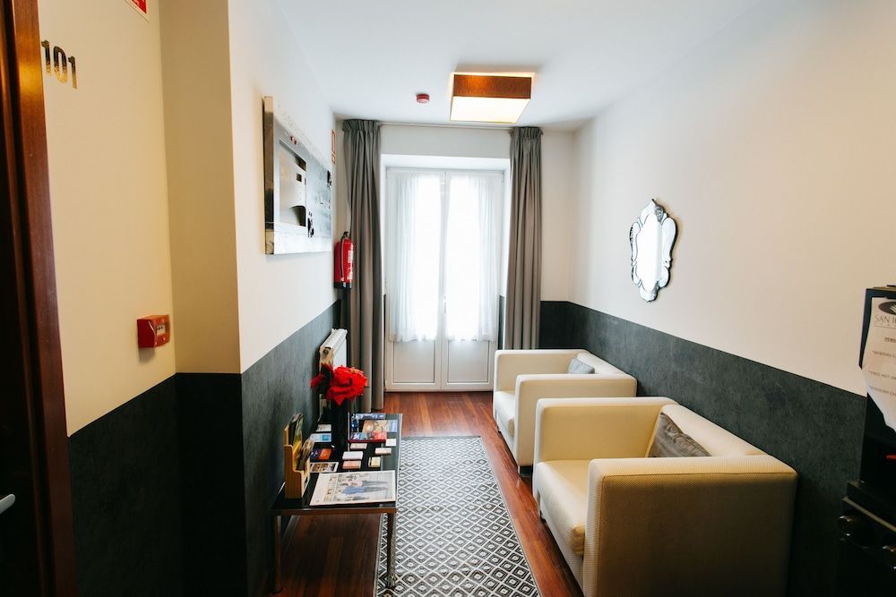 Hostal San Sebastian Centro 2