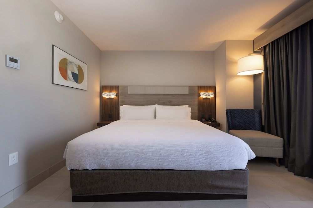 Holiday Inn Express & Suites Mazatlan by IHG 1