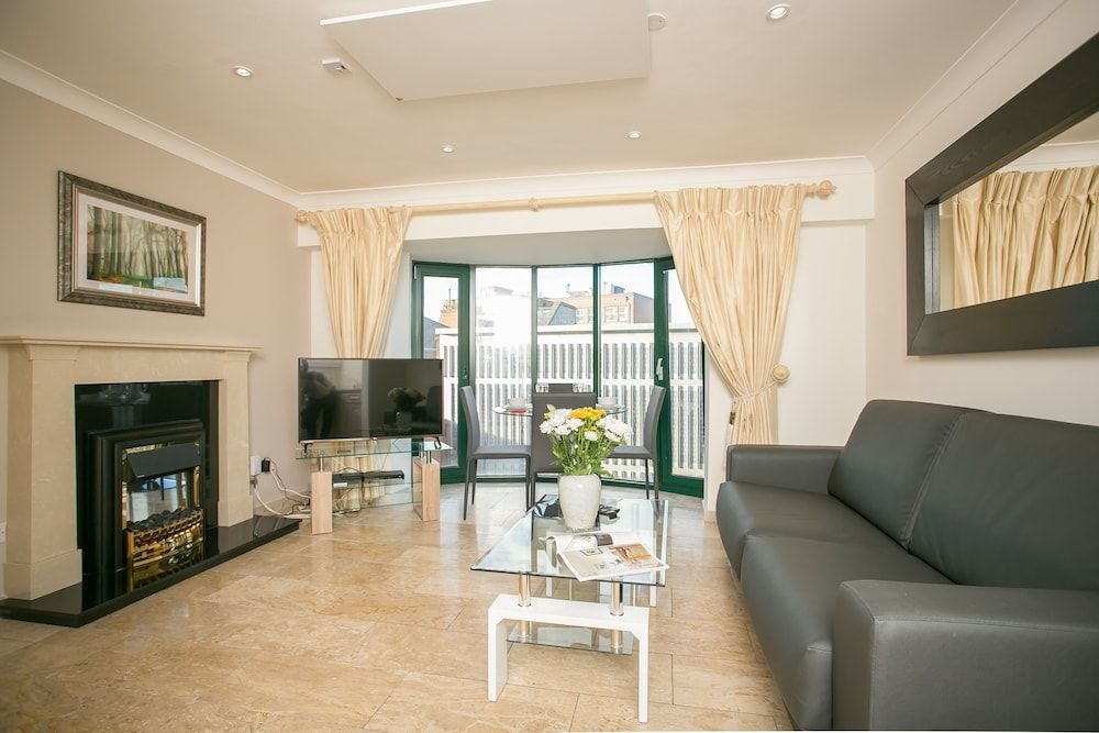 St Stephen's Green District Apartments 2 1